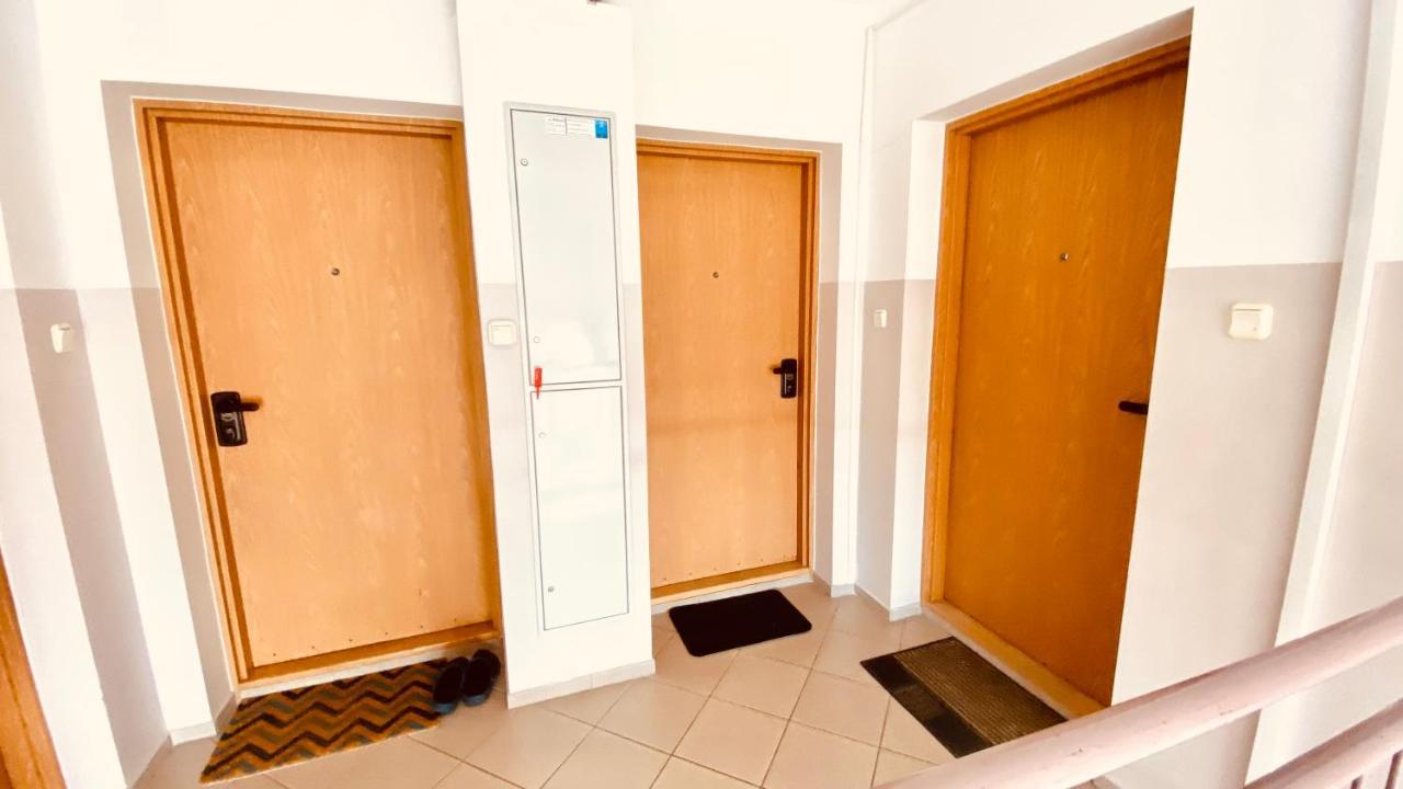 Sonnige Maisonette-Wohnung Mit Blick Auf Die Bucht Dziwnów Esterno foto