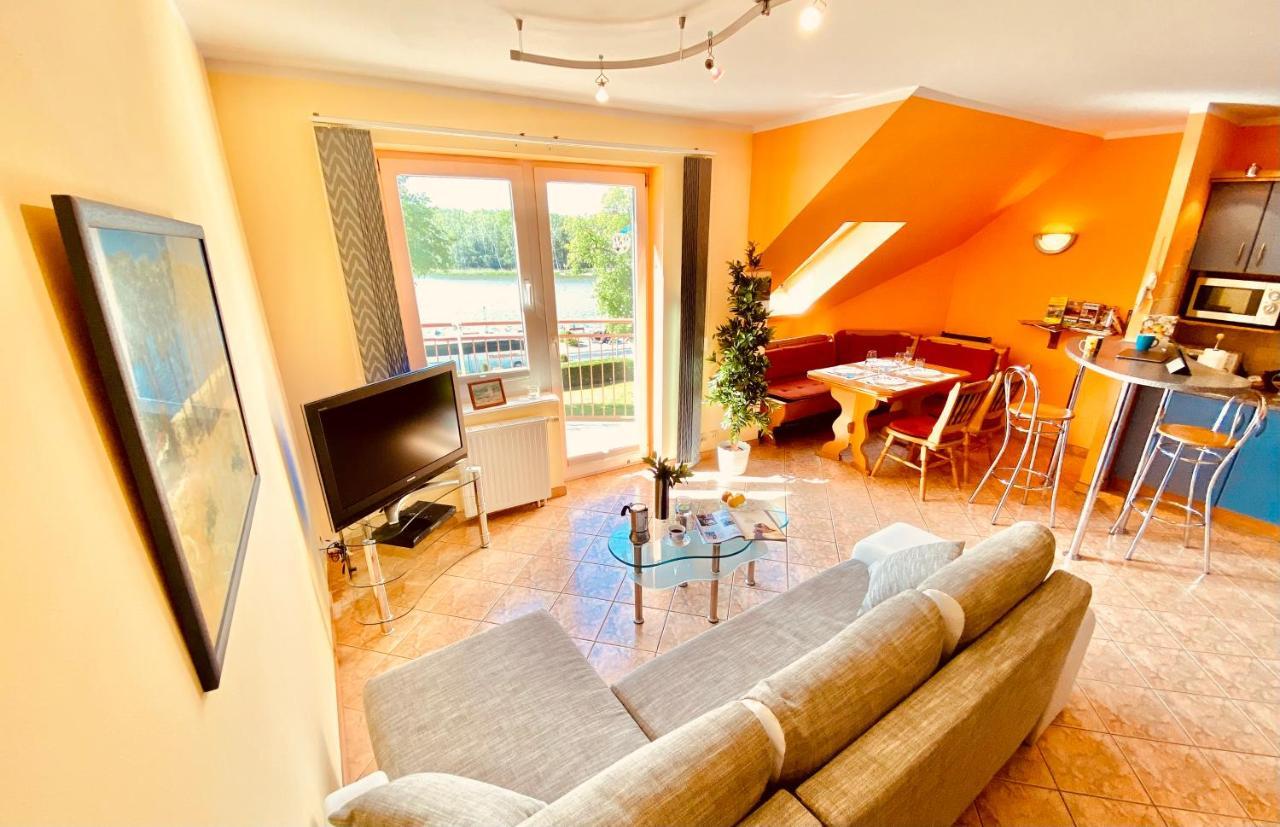 Sonnige Maisonette-Wohnung Mit Blick Auf Die Bucht Dziwnów Esterno foto